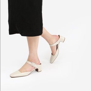 By Far Mira Mary Jane